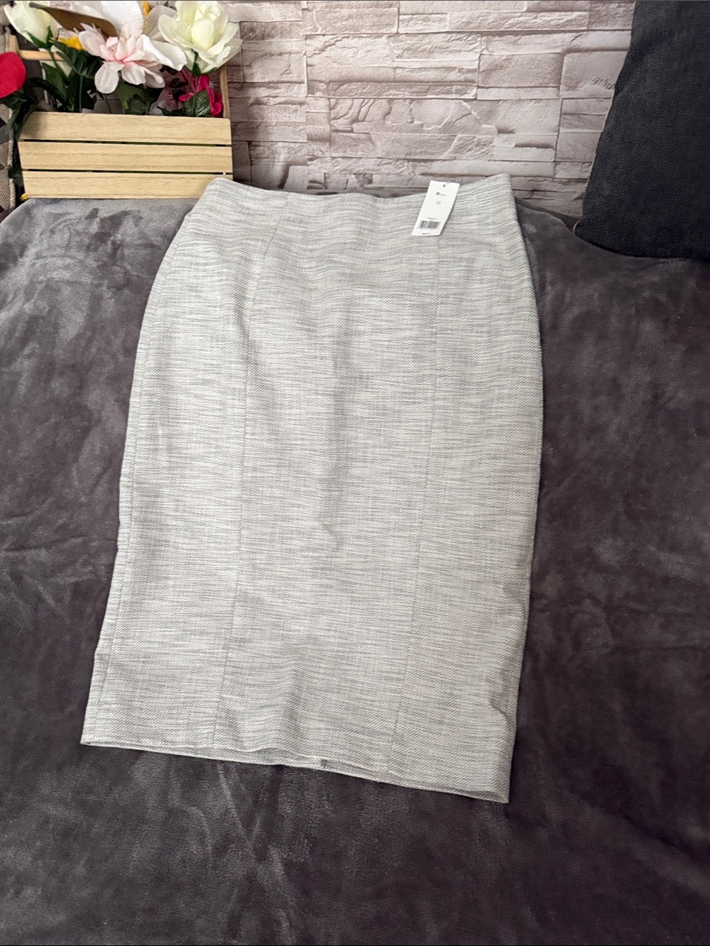 Banana Republic Light Gray Textured Pencil Skirt